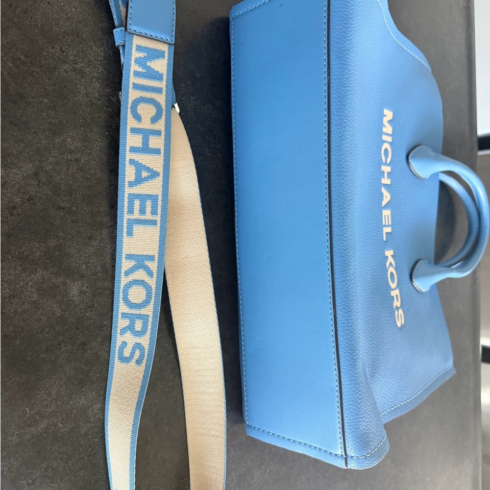Michael Kors Sky Blue Handbag with Strap - Picture 4 of 4